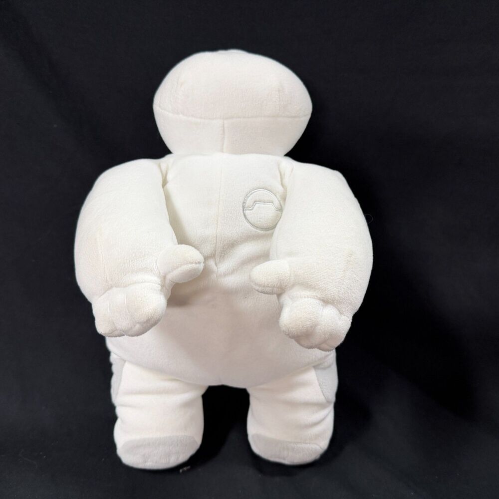 Disney Tokyo Baymax Big Hero 6 Plush 15” Toy